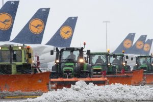 Obilan snijeg u Munchenu, otkazani svi letovi