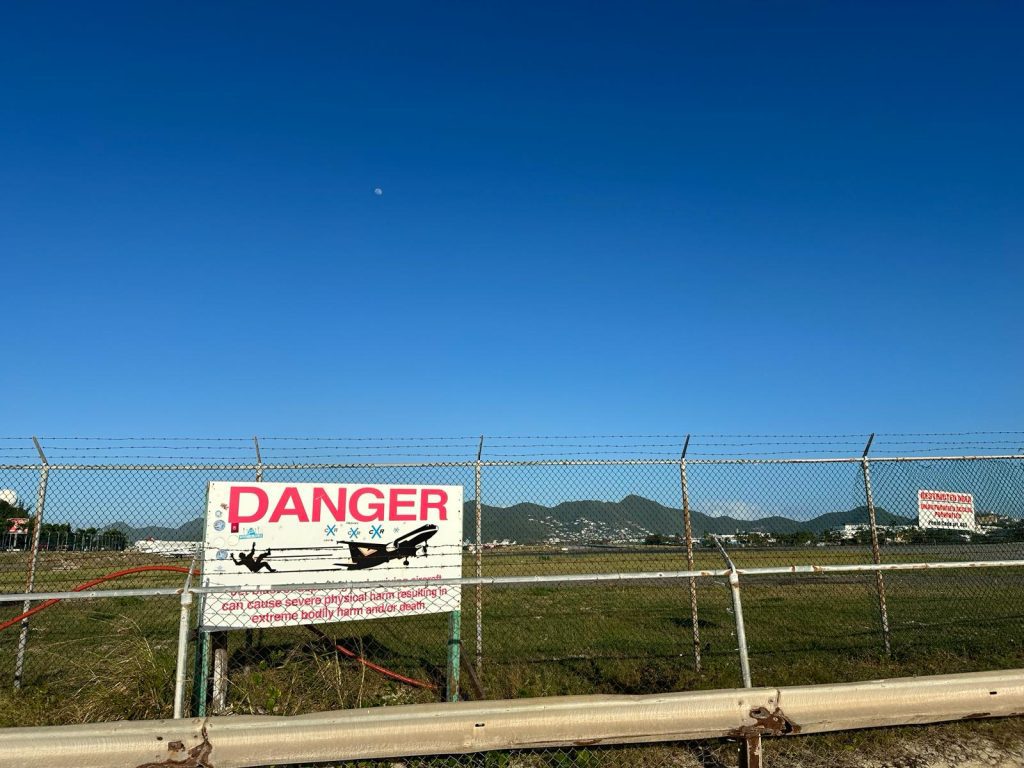 (PHOTO/VIDEO) Posjetili smo jednu od najposebnijih zračnih luka na svijetu &#8211; SXM