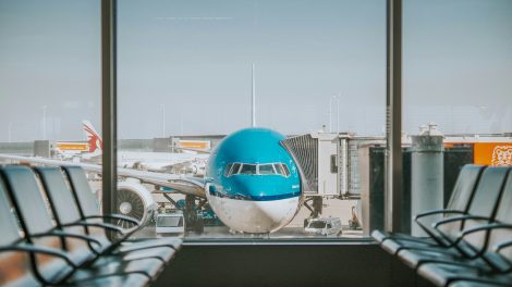 KLM osoblje ubuduće može nositi i tenisice za vrijeme leta